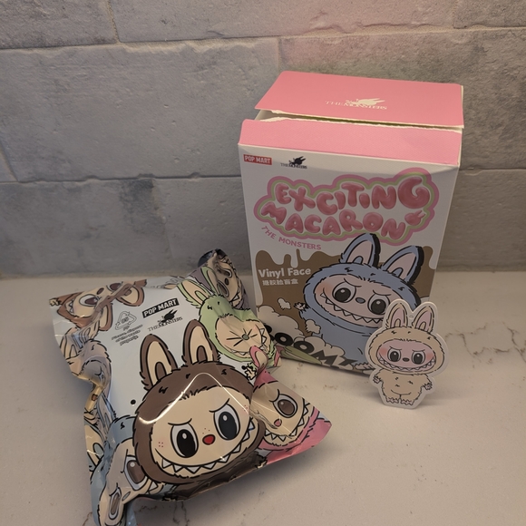 Labubu - Soymilk New, Package Unopened, Box Opened - Picture 3 of 4